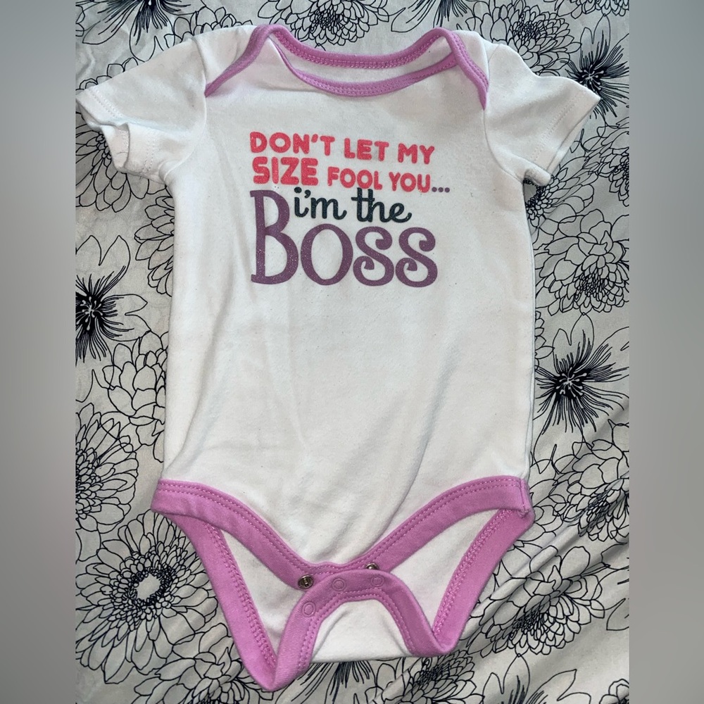 Infant 6 Set Bodysuits - Picture 2 of 14